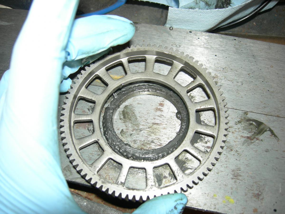 Installing bearing race